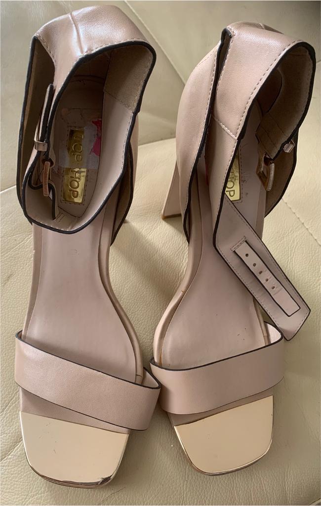 Topshop Ladies Cream/Nude Peep Toe High 